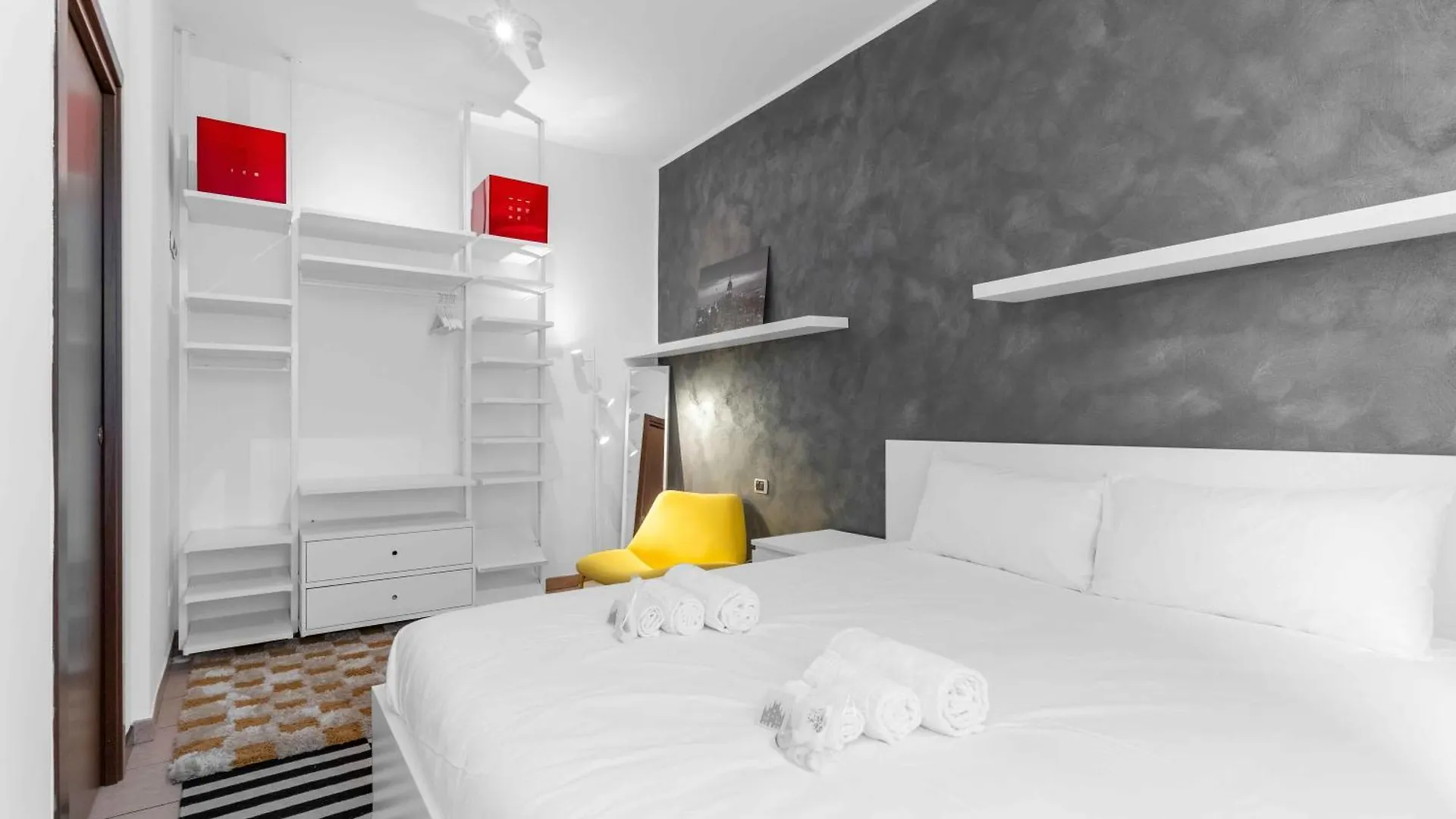 Duomo-Navigli Samara 2 Meda 30 Apartment Milan